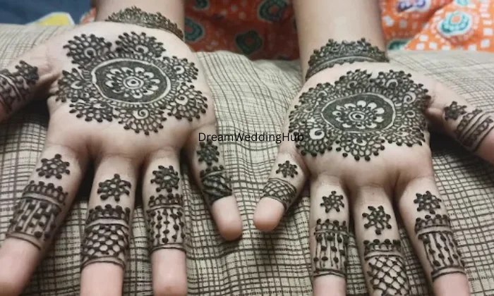 Pinky Mehandi Art avadi